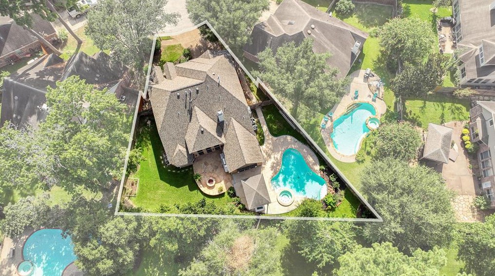 7802 Stone Oak Ct, Houston TX  77070-4337 exterior