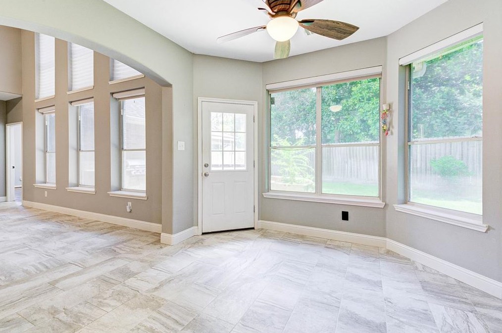 7802 Stone Oak Ct, Houston TX  77070-4337 exterior