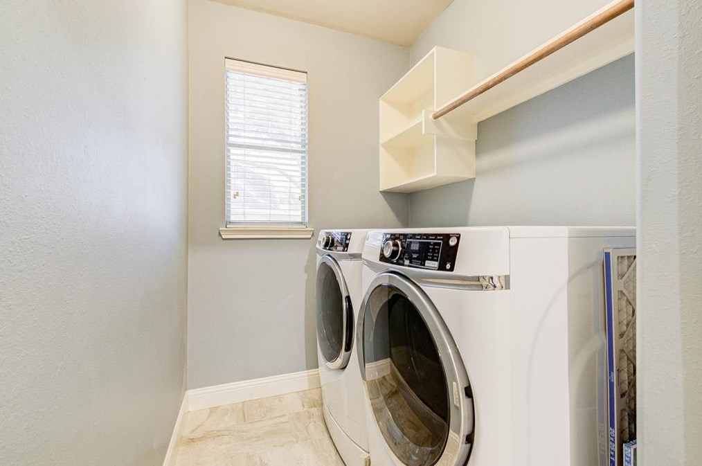 7802 Stone Oak Ct, Houston TX  77070-4337 exterior