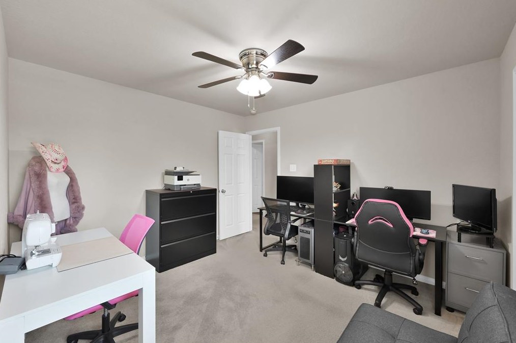 19023 Ashford Sq St, Tomball TX  77375-2523 exterior