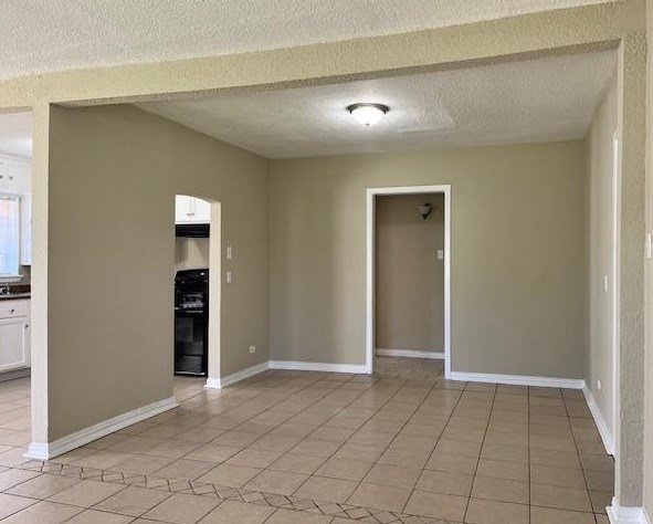 3850 Arbor St, Houston TX  77004-6527 exterior