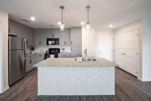 4611 N N Interstate 35 Frontage Rd Rd, Austin, TX 78722 - Photo 7