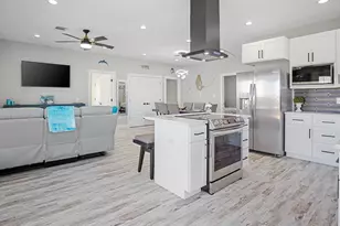 1297 1/2 Mabry St, Gilchrist, TX 77617 - Photo 23