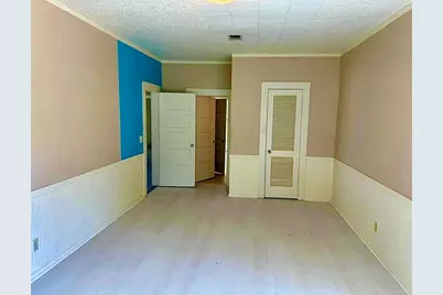 911 Dallas Street, Port Neches, TX 77651 - Photo 11