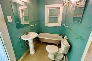 911 Dallas St, Port Neches, TX 77651 - Photo 13