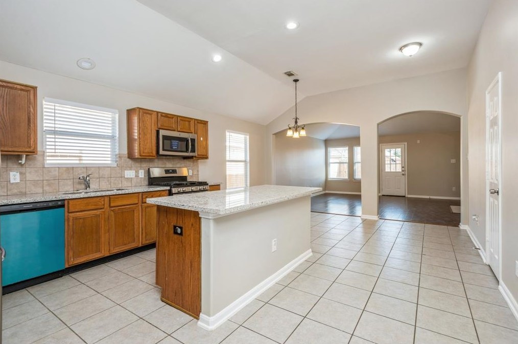21706 Prairie Spring Ln, Spring TX  77379-4189 exterior