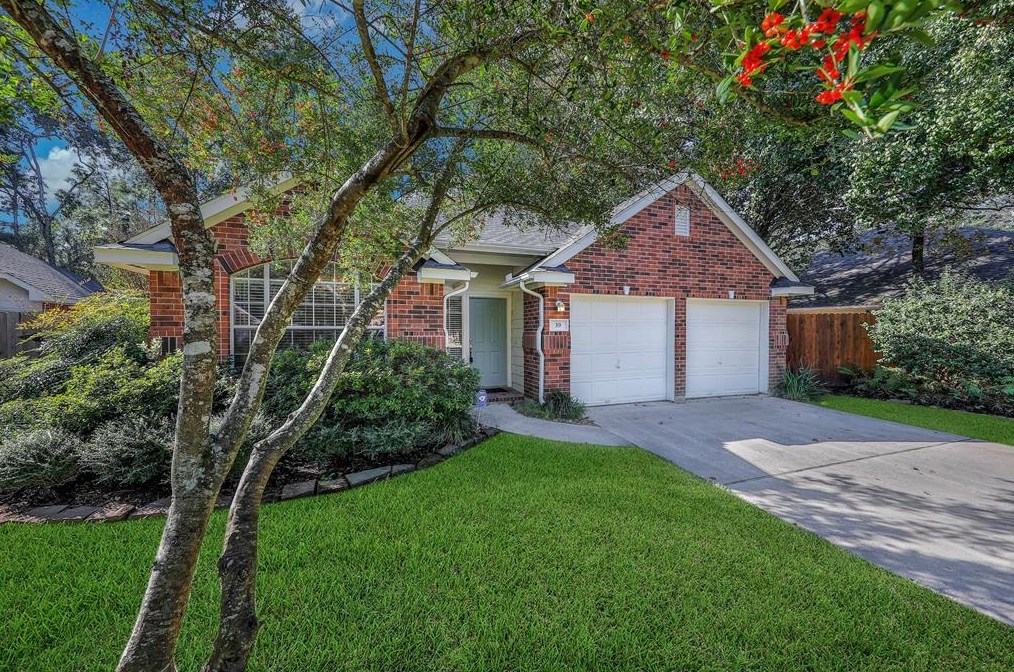 39 Bayou Springs Ct, Spring TX  77382-1060 exterior