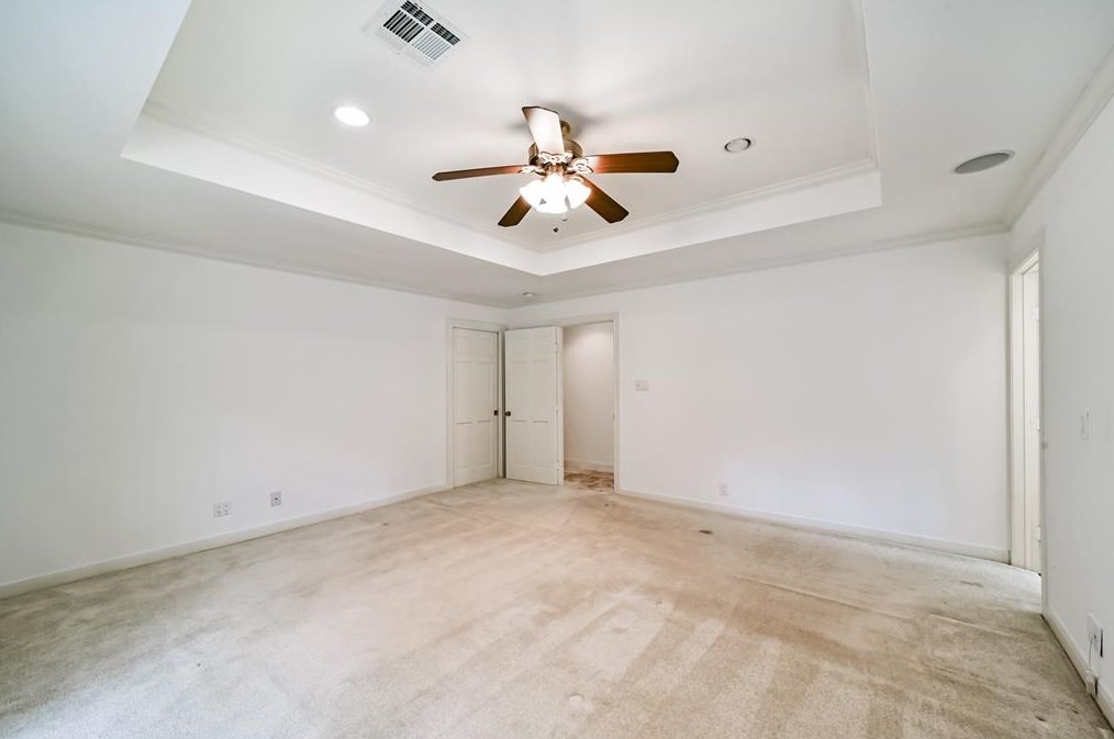 11715 Winshire Cir, Houston TX  77024-6311 exterior