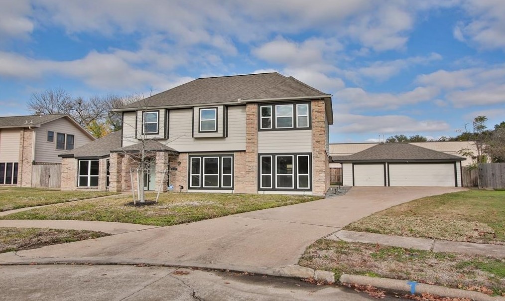 7735 Club Lake Dr, Houston TX  77095-2621 exterior