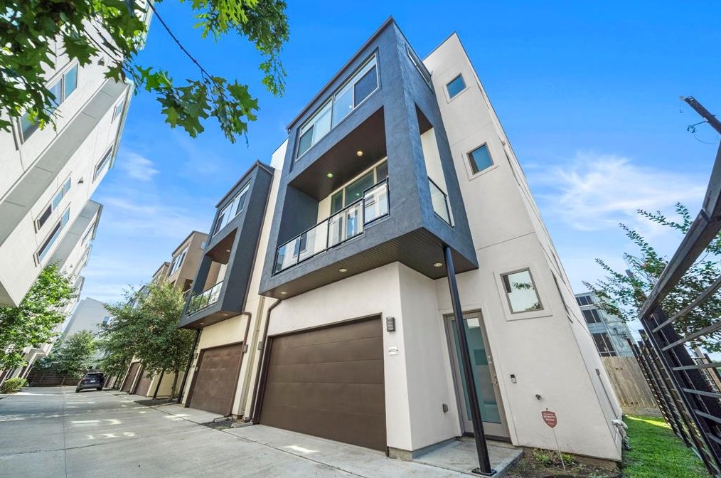 3225 Garrow St, Houston TX  77003-2429 exterior