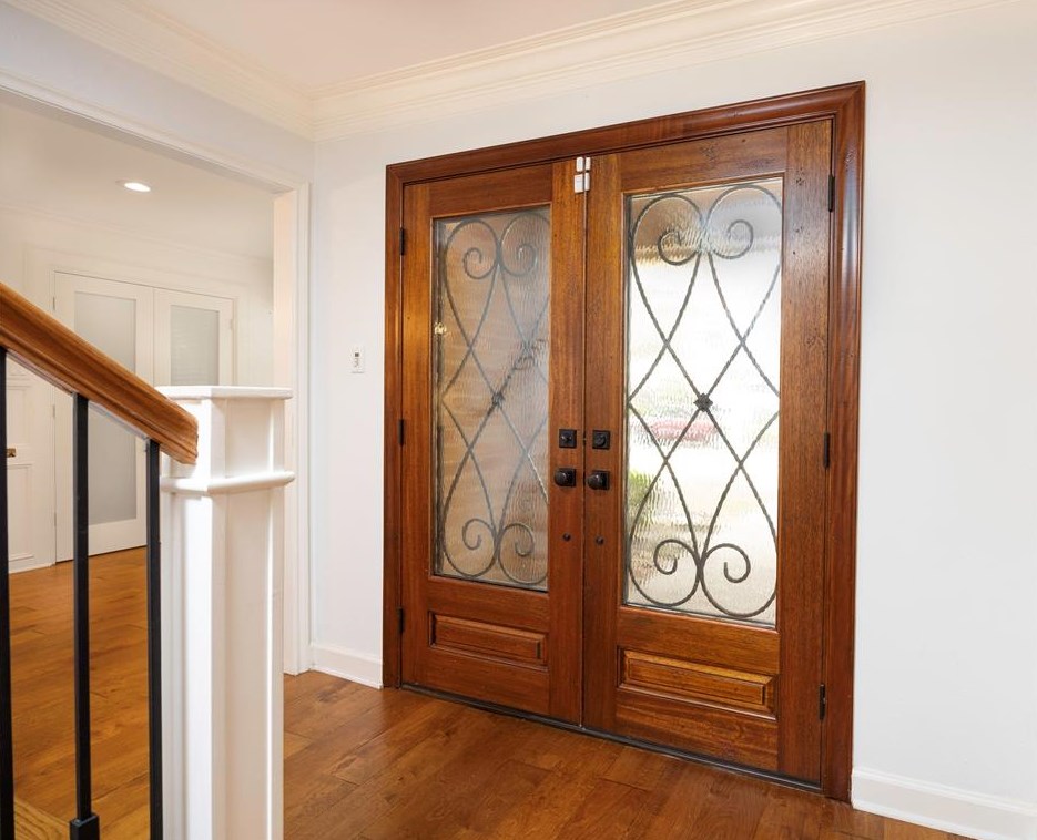 5415 Three Oaks Cir, Houston TX  77069-2722 exterior
