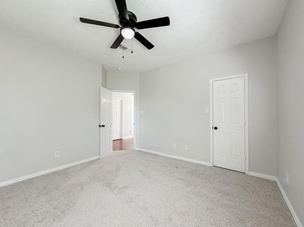 7710 Trophy Pl Dr, Humble TX 77346-8161 exterior