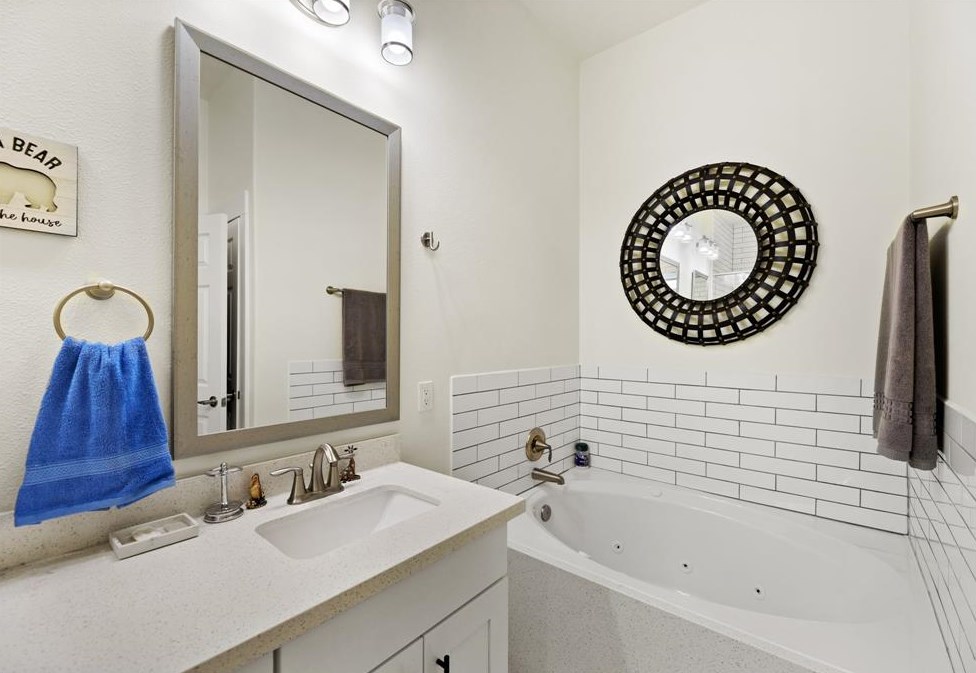 4622 Cashel Gln Dr, Houston TX  77069-3535 exterior