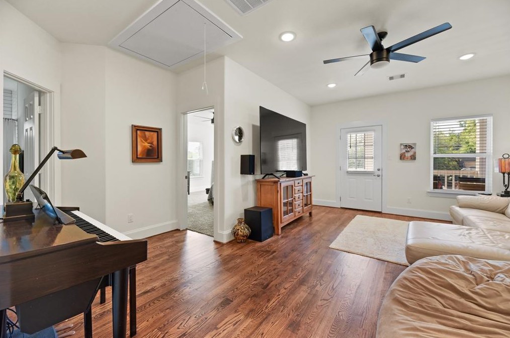 4622 Cashel Gln Dr, Houston TX  77069-3535 exterior