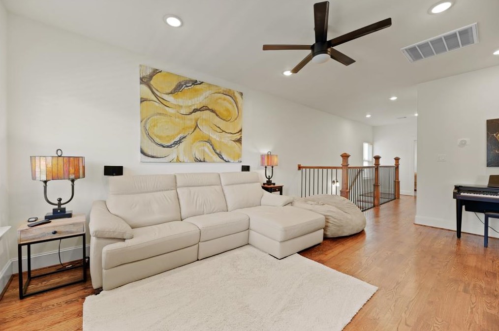 4622 Cashel Gln Dr, Houston TX  77069-3535 exterior