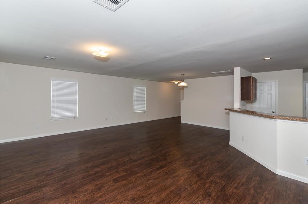 14414 Junction Place Dr, Houston TX  77045-6562 exterior