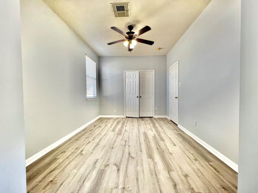 11735 Alief Clodine Rd, Houston TX  77072-1363 exterior