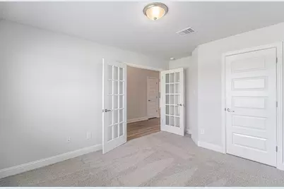 4427 Leslies Way, Dickinson, TX 77539 - Photo 9