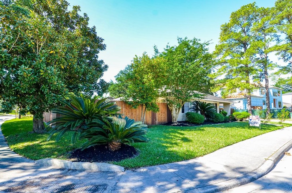3023 Prescott St, Houston TX  77025-2651 exterior