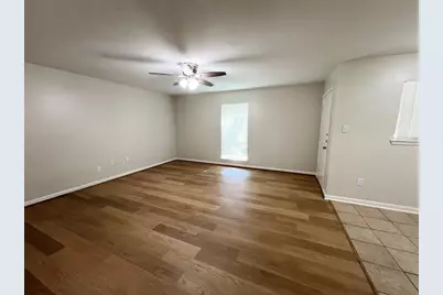 130 Oyster Creek Drive #26, Lake Jackson, TX 77566 - Photo 3
