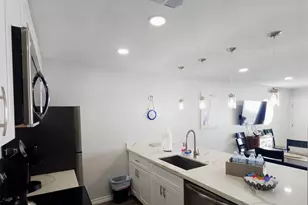 7600 Seawall Blvd, Galveston, TX 77551 - Photo 11