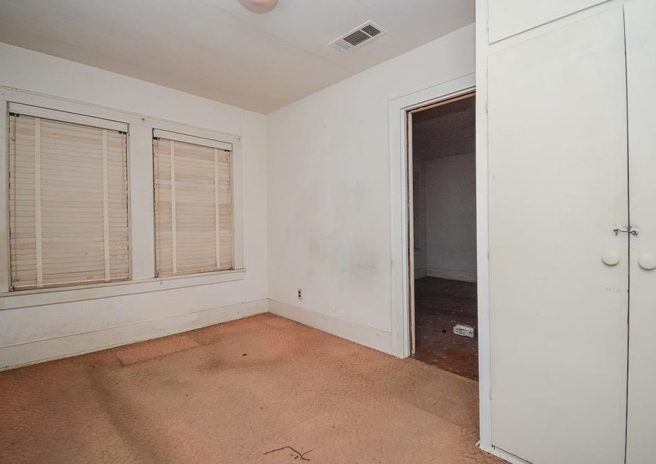 1517 Mcduffie, Houston TX  77019-5309 exterior