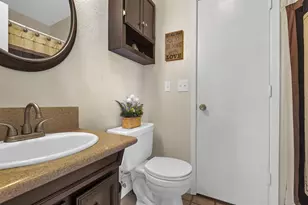 212 Woodcrest Dr, Brookeland, TX 75931 - Photo 21