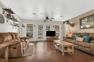 212 Woodcrest Dr, Brookeland, TX 75931 - Photo 11