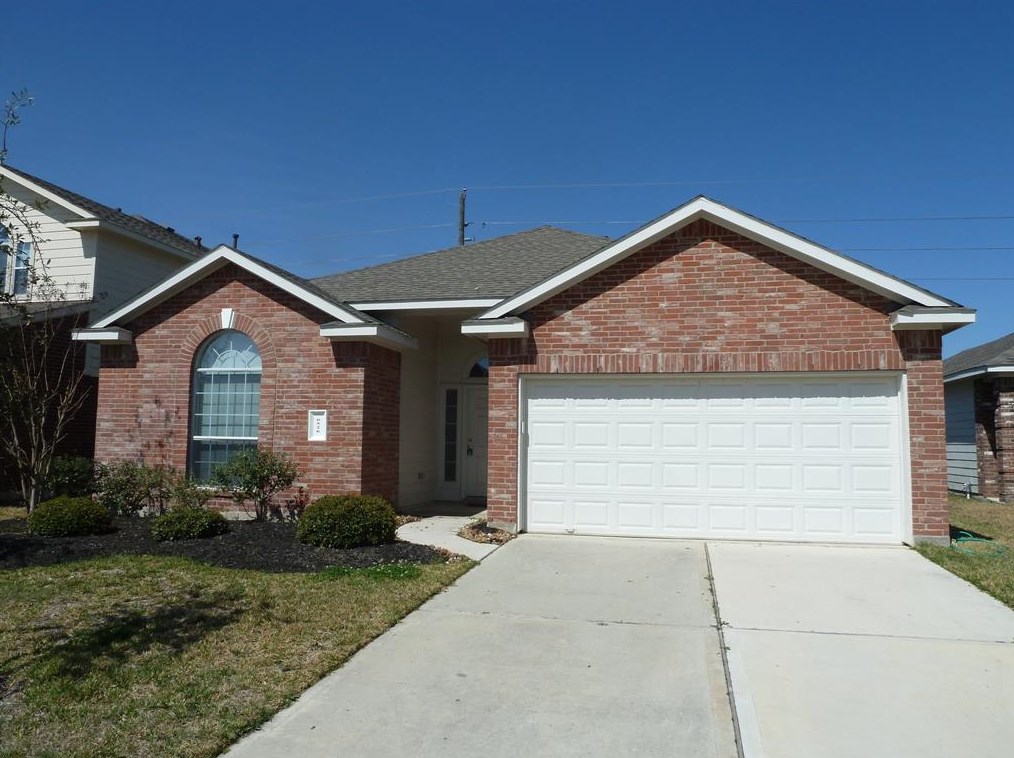 6526 Bella Noche Dr, Spring TX  77379-5664 exterior