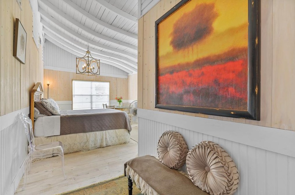 810 Winnie St, Galveston TX 77550-5133 exterior