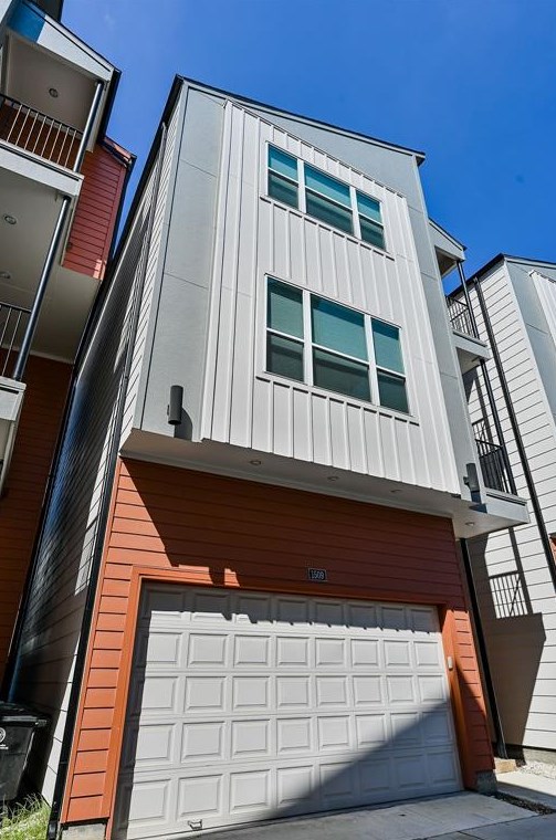 1509 Hickory St, Houston TX  77007-4128 exterior