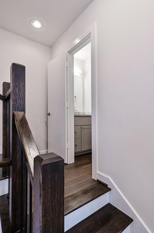 1509 Hickory St, Houston TX  77007-4128 exterior