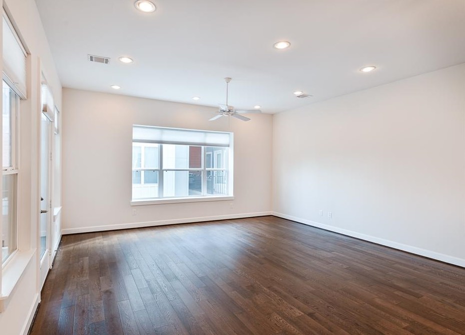 1509 Hickory St, Houston TX  77007-4128 exterior