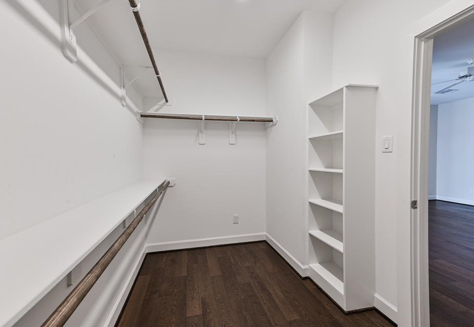 1509 Hickory St, Houston TX  77007-4128 exterior