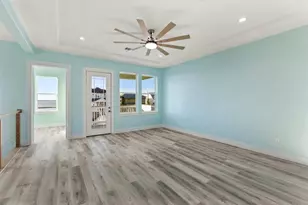 9417 Vista Bella, Galveston, TX 77554 - Photo 35