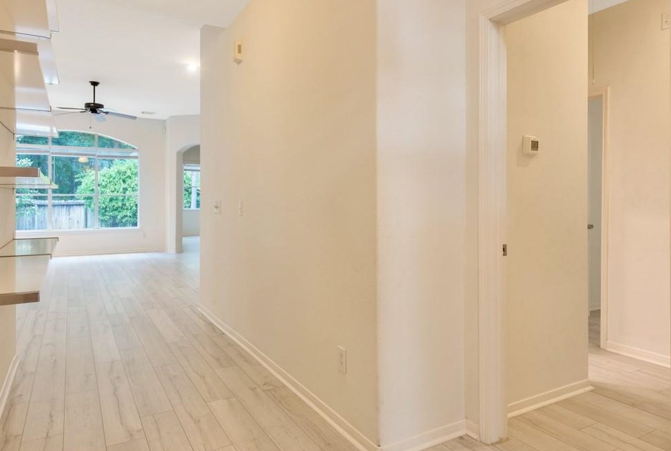 6 Merryvale Dr, Spring TX  77382-1614 exterior