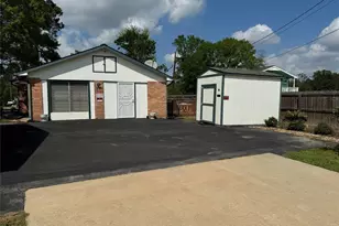 10192 Fm 1097 Road W, Willis, TX 77318 - Photo 3