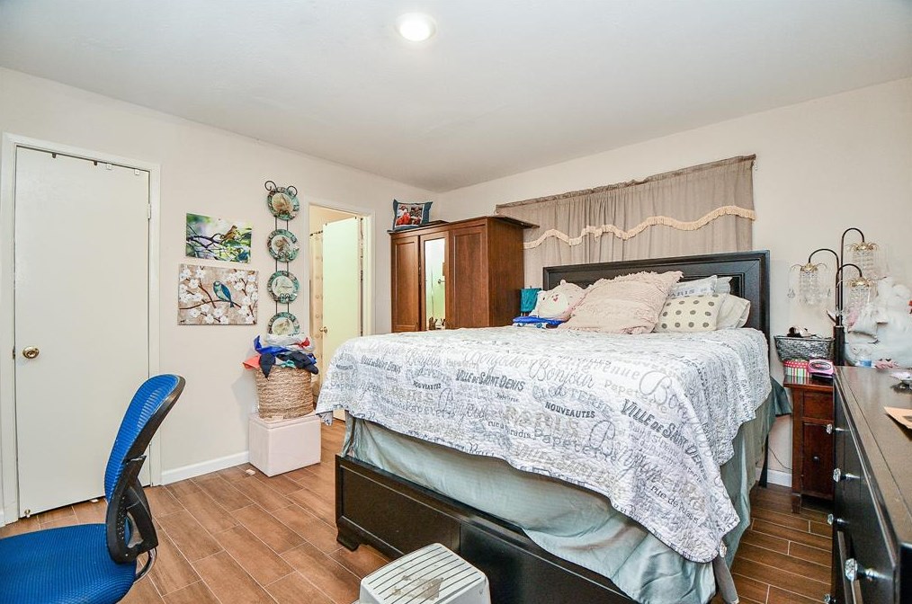 16138 Corsair Rd, Houston TX 77053-3444 exterior