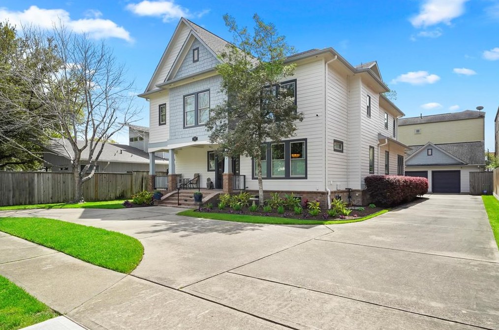 930 24th St, Houston TX  77009-1710 exterior