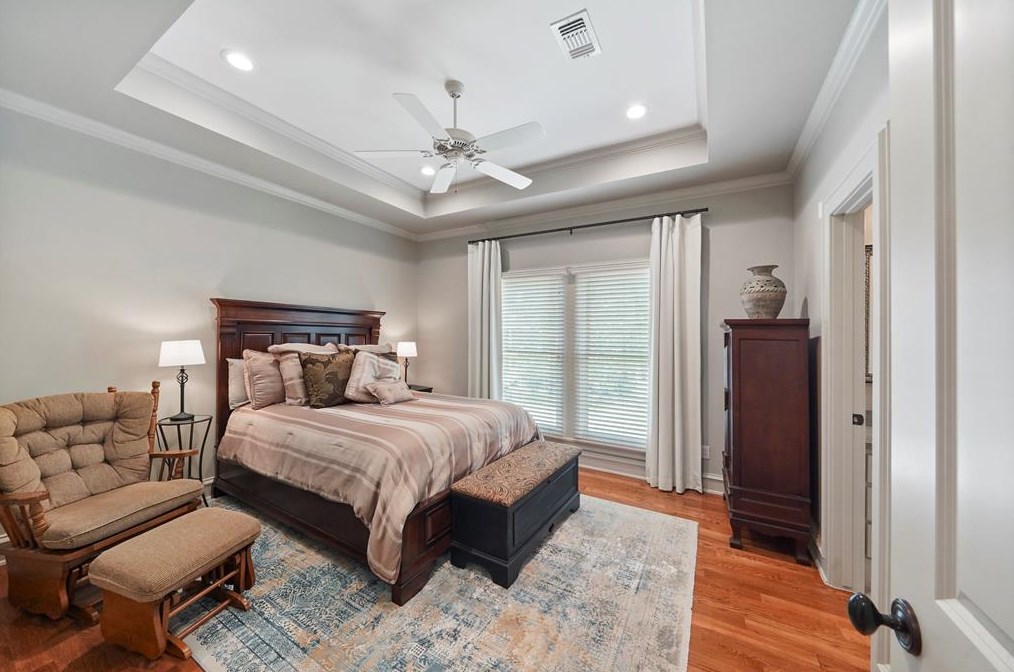 930 24 St, Houston TX  77009-1710 exterior