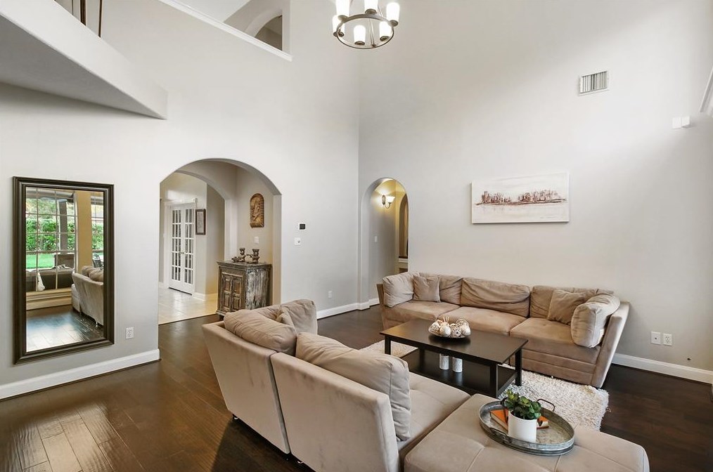 5310 Indian Shr Ln, Houston TX  77041-4299 exterior