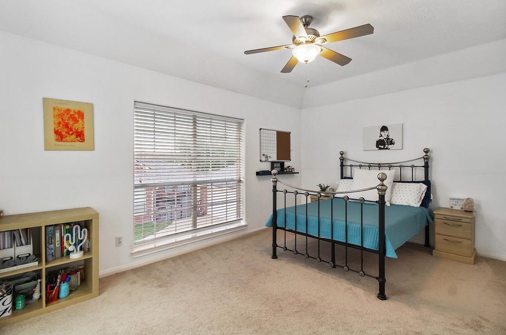5310 Indian Shr Ln, Houston TX  77041-4299 exterior