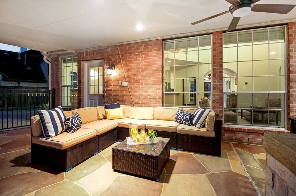 5310 Indian Shr Ln, Houston TX  77041-4299 exterior