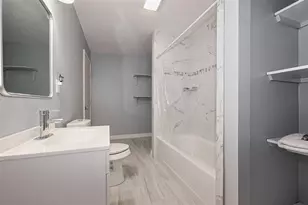 1425 Confederate Rd, Houston, TX 77055 - Photo 29