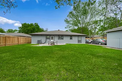 1425 Confederate Road, Houston, TX 77055 - Photo 33