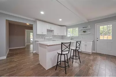 1425 Confederate Road, Houston, TX 77055 - Photo 15