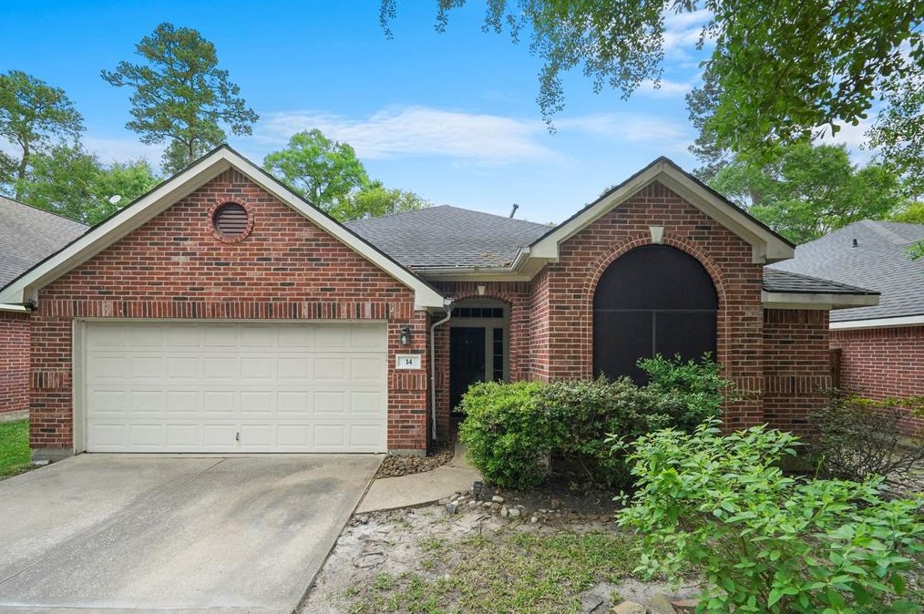 14 Bayou Springs Ct, Spring TX  77382-1061 exterior