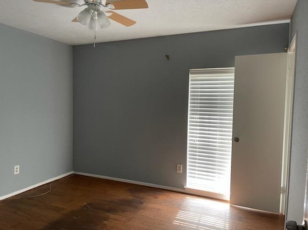 1326 Barrowgate Dr, Sugar Land TX  77498-2439 exterior