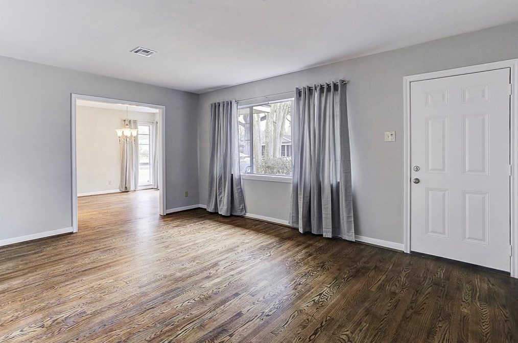 9018 Marlive Ln, Houston TX  77025-4125 exterior