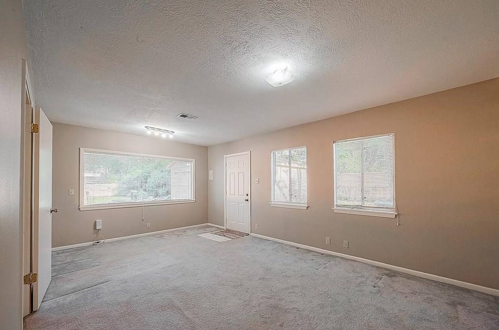 4207 Marlborough, Houston TX  77092-7531 exterior